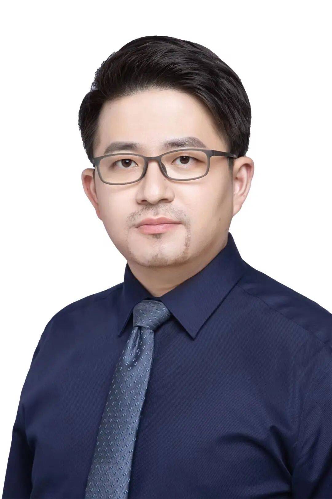 芯片上的“筑梦师”：硅芯科技的“三维”长征